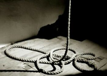 κρεμαλα αυτοκτονια