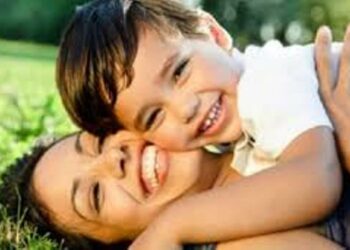 ΠΑΙΔΙ ΜΑΜΑ ΑΓΟΡΙ