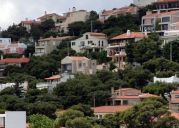 σπιτια αυθαιρετα