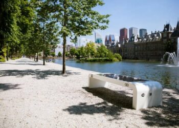 έξυπνα παγκάκια