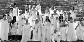 εκκλησιαζουσες