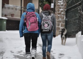 χιονι σχολεια