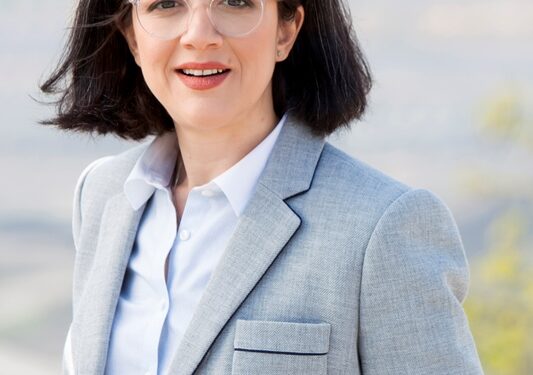 Υπατία Κωνσταντινίδου