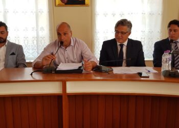 ΣΥΝΕΔΡΙΑΣΗ ΔΗΜΟΣ ΒΟΙΟΥ