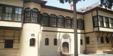 ΜΗΤΡΟΠΟΛΗ ΚΟΖΑΝΗΣ