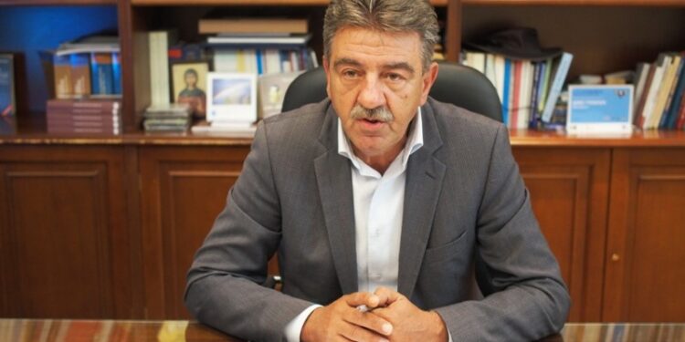 ΔΑΣΤΑΜΑΝΗΣ
