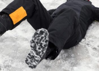 πτωση παγο, χιονια