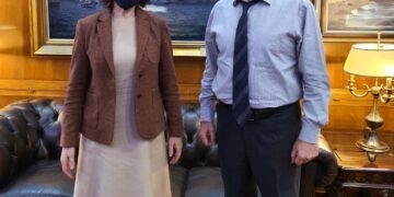Στον Υπουργό Εθνικής Άμυνας κ. Νίκο Παναγιωτόπουλο η Βουλευτής Ν. Κοζάνης Παρασκευή Βρυζίδου