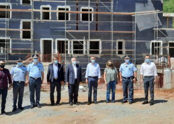 Τα υπό κατασκευή Αστυνομικά Μέγαρα Καστοριάς και Γρεβενών επισκέφθηκε ο Γ.Γ. του Υπουργείου Προστασίας του Πολίτη Κωνσταντίνος Τσουβάλας