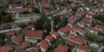 Η  Εράτυρα τιμά την Σέλιτσα για την προσφορά της  στην Εθνεγερσία