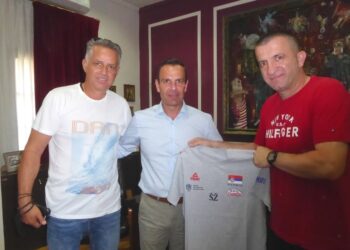 επισκεψη δημαρχο καστοριας