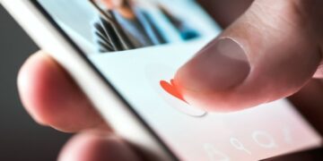Από το online dating στο πρώτο ραντεβού