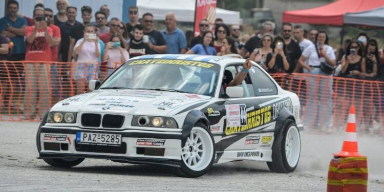 ραλυ αυτοκινητο δεξιοτεχνια