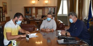 Υπογραφή σύμβασης