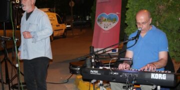 Δήμος Γρεβενών: Οι Μουσικοί Δρόμοι «ζωντάνεψαν» την πόλη – 14 καλλιτέχνες ένωσαν τις δυνάμεις τους και τραγούδησαν για την “Ευρωπαϊκή Εβδομάδα Κινητικότητας”