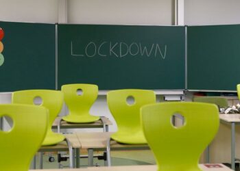 σχολεια lockdown