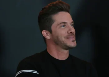 ΝΙΚΟΣ ΟΙΚΟΝΟΜΟΠΟΥΛΟΣ