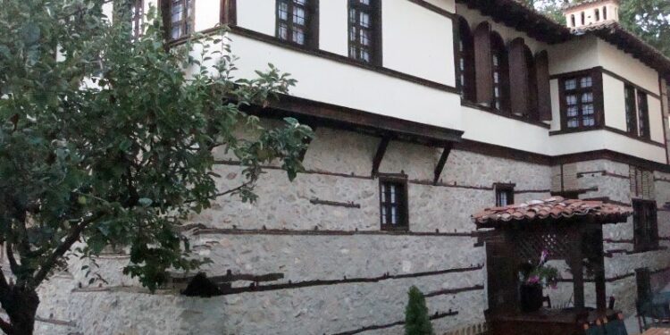 Αρχοντικο Δίντσιου