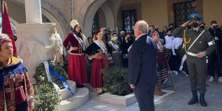 Μιχάλης Παπαδόπουλος