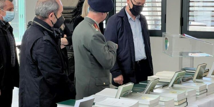 Βιβλιοθήκη