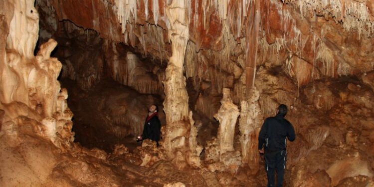 ΣΠΉΛΑΙΟ ΕΡΑΤΥΡΑ