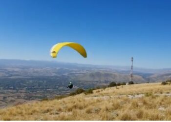 αλεξίπτωτο παραπεντε