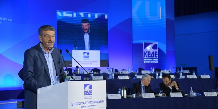 Δασταμάνης