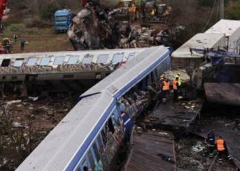 τρενο, συγκρουση, τεμπη