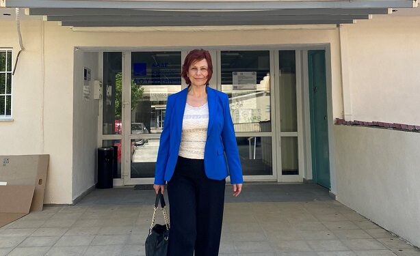 Η Παρασκευή Βρυζίδου στα γραφεία της ΔΟΥ Κοζάνης