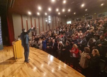 Στη Σιάτιστα μίλησε ο Στάθης Κωνσταντινίδης.  Βίντεο