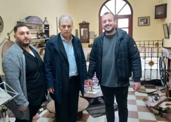 Αμανατίδης