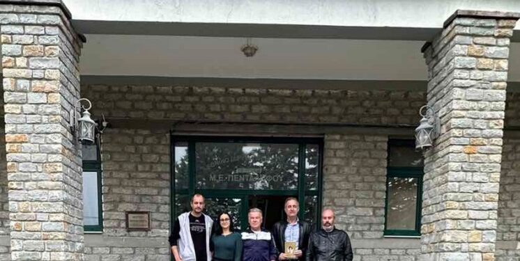 Κωνσταντινίδης