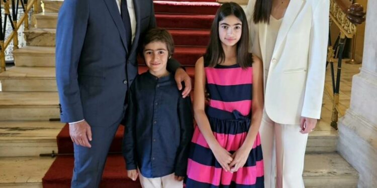 Ο Στάθης Κωνσταντινίδης στην ορκωμοσία της Βουλής: «Με την ίδια πίστη που δώσαμε τον τελευταίο νικηφόρο αγώνα, θα δώσουμε και τον καινούργιο!»