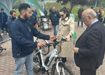 Στο ΔΕΗ e-bike Festival που συνδιοργανώνει ο Δήμος Εορδαίας, η ΔΕΗ και το Υπουργείο Μεταφορών ο Υφυπουργός Μεταφορών και Υποψήφιος Βουλευτής Ν. Κοζάνης Μιχάλης Παπαδόπουλος