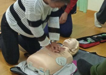 Εκπρόσωποι Συλλόγων του Δήμου Βοΐου εκπαιδεύτηκαν στην ΚΑΡΠΑ με την χρήση και εξωτερικού απινιδωτή από το Τμήμα Εκπαίδευσης του ΕΚΑΒ