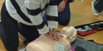 Εκπρόσωποι Συλλόγων του Δήμου Βοΐου εκπαιδεύτηκαν στην ΚΑΡΠΑ με την χρήση και εξωτερικού απινιδωτή από το Τμήμα Εκπαίδευσης του ΕΚΑΒ