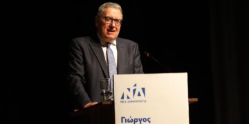 Κατάμεστη από κόσμο η Εύξεινος Λέσχη Κοζάνης στην προεκλογική ομιλία του Γιώργου Δακή