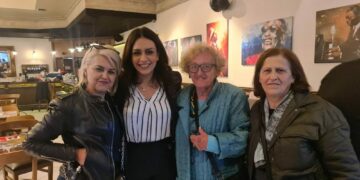 «Και οι γυναίκες στέλνουν μήνυμα αλλαγής και νίκης του ΣΥΡΙΖΑ την Κυριακή»-Η Έφη Μιχελάκη στο «Restobar» με γυναίκες της Κοζάνης