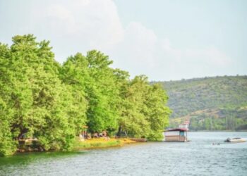 ΛΙΜΝΗ ΚΑΣΤΟΡΙΑΣ