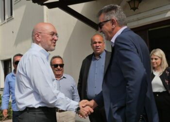 Τον πρώην Υφυπουργό Κώστα Φραγκογιάννη συνόδευσε σε μεγάλες επιχειρήσεις των Γρεβενών ο Δήμαρχος Γιώργος Δασταμάνης