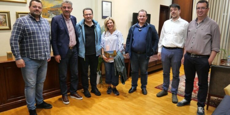 Συνάντηση εργασίας Δασταμάνη-ΤΑΙΠΕΔ για Χιονοδρομικό Κέντρο Βασιλίτσας