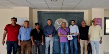 Παράδοση τριών απινιδωτών από τον Γ. Κασαπίδη με στόχο τη στήριξη της υγείας και της πρόληψης