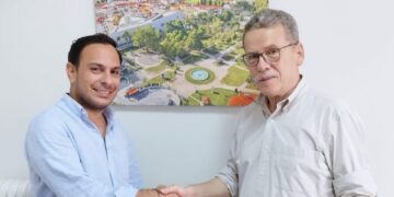 Ο Αργύρης Χατζηγιαννάκης με τον Λάζαρο Μαλούτα