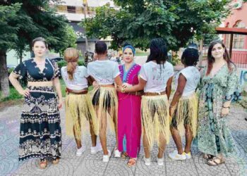 Κορίτσια της Δομής Ασυνόδευτων Ανηλίκων Προσφύγων του Δήμου Βοΐου συμμετείχαν στην εκδήλωση «Discover the cultures of Africa»