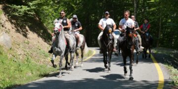 Δήμος Γρεβενών: Με μεγάλη επιτυχία η Πανελλήνια Συγκέντρωση Καβαλάρηδων και Φίλων Αλόγου στη Σαμαρίνα (Βίντεο+Φωτογραφίες)