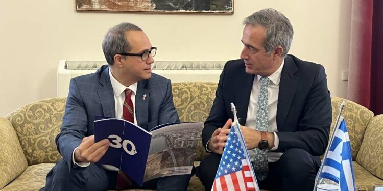 Εθιμοτυπική συνάντηση του κ. Στάθη Κωνσταντινίδη με τον Γενικό Πρόξενο των ΗΠΑ στη Θεσσαλονίκη κ. Jerry Ismail