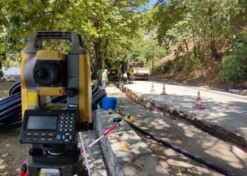 Ξεκίνησε το μεγάλο έργο της αντικατάστασης του δικτύου ύδρευσης της Καστοριάς «Ανοίγει ο δρόμος» για τις ασφαλτοστρώσεις