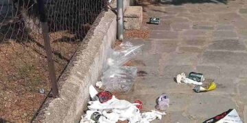 Σιάτιστα: Οι εθελοντές καθαρίζουν και οι ασυνείδητοι βρωμίζουν. Εικόνες