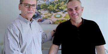 Ο Ηλίας Κάτανας με τον Λάζαρο Μαλούτα