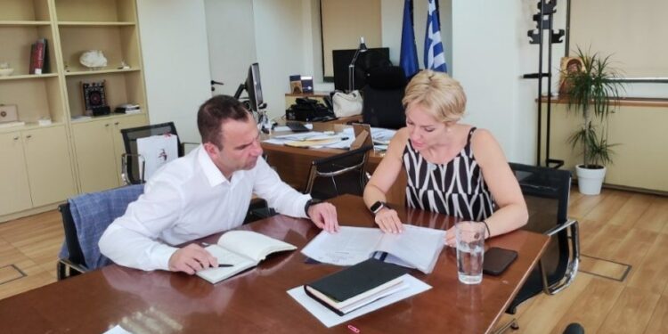 Επίσπευση των διαδικασιών για την επιδότηση 100% της εγκατάστασης συστημάτων φυσικού αερίου ζητά από το ΥΠΕΝ ο Δήμαρχος Καστοριάς